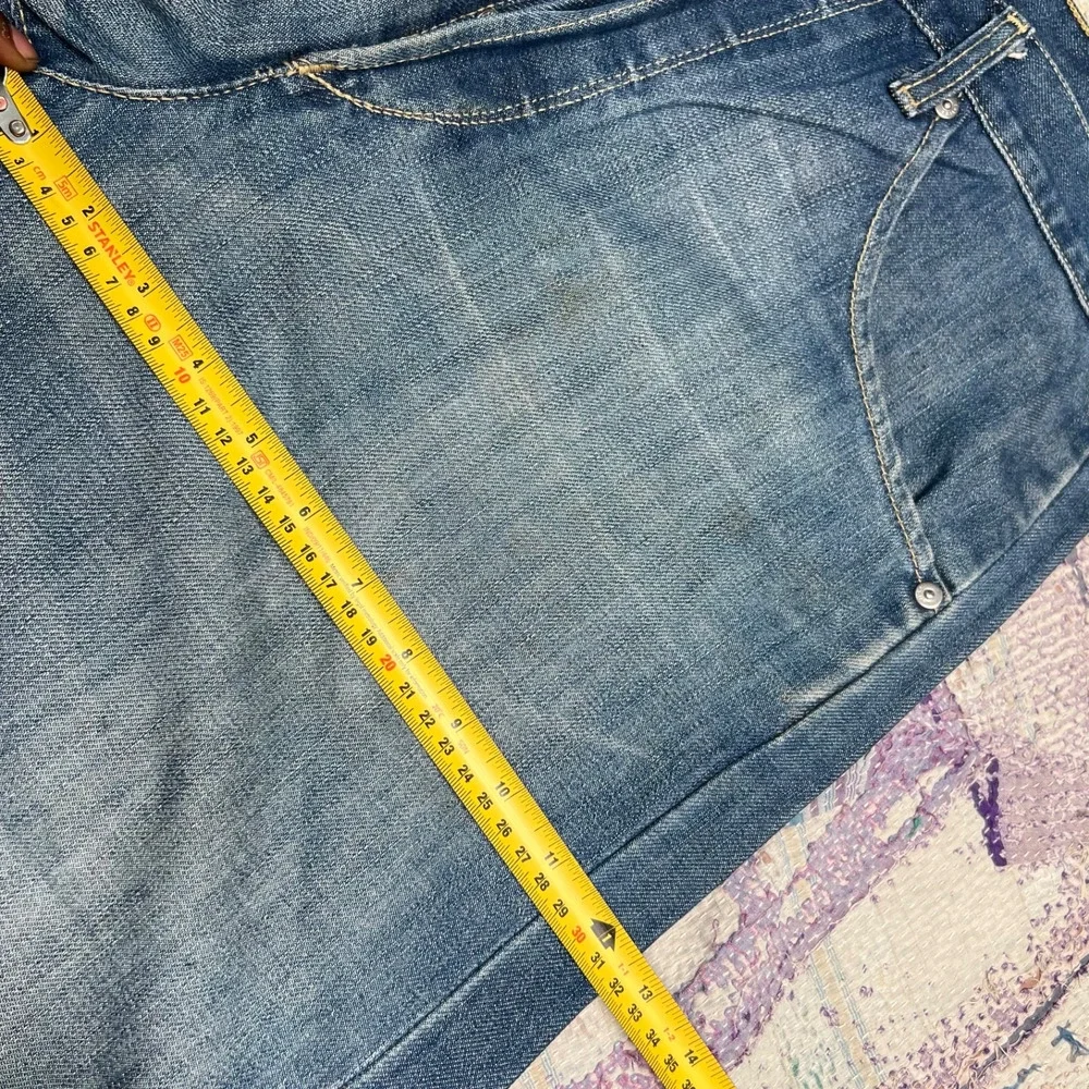 Vintage Levis Engineered Jeans Mens Blue Dark Wash Twisted Fits 34x31 READ